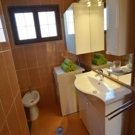 Kuftic - Relax Zone - Quiet Street