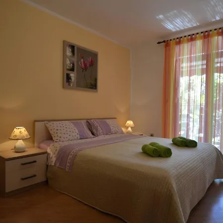 Pensionat Kuftic - Relax Zone - Quiet Street